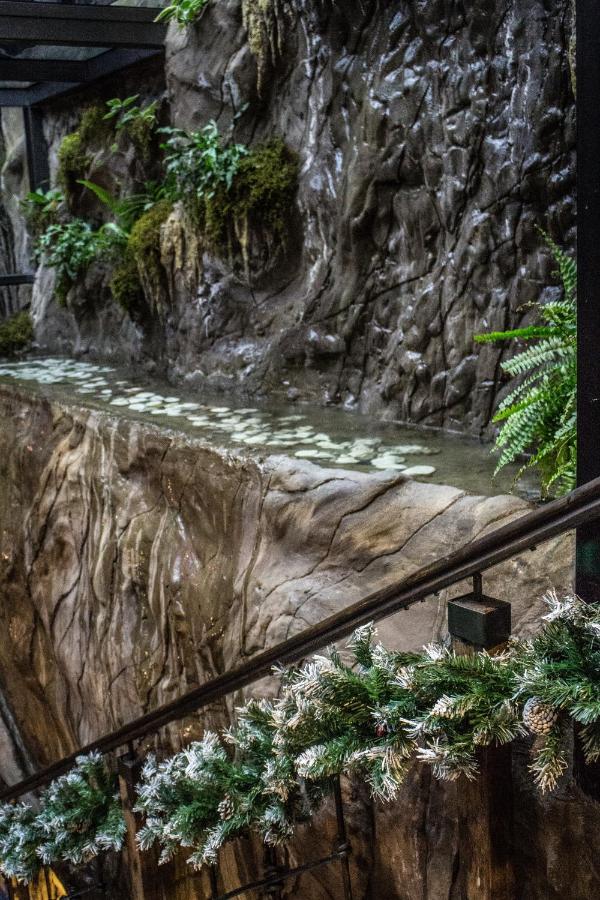 Bg Palace Hotel Tbilisi ภายนอก รูปภาพ